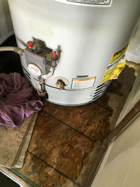 Tracy Leaking 50 Gallon Water Heater and Replacement